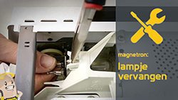 VIDEO-INSTRUCTIE: Hoe vervang ik het lichtje van mijn microgolfoven?